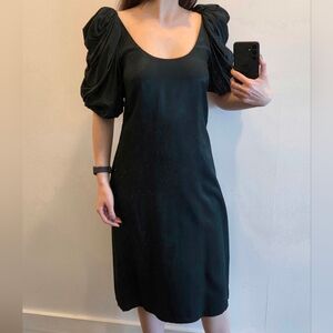 Classic Green Puff-Sleeve Scoop Neck Dress